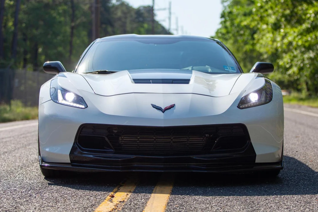 2015 Chevrolet Corvette C7 - Image 2 of 31
