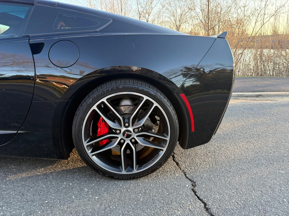 2015 Chevrolet Corvette C7 - Image 16 of 31