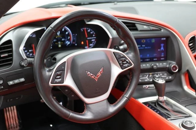 2015 Chevrolet Corvette C7 - Image 25 of 31