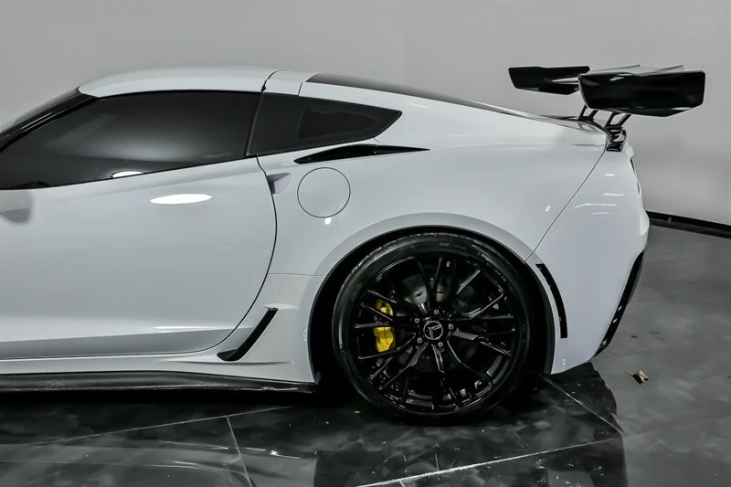2015 Chevrolet Corvette C7 Z06 - Image 7 of 31