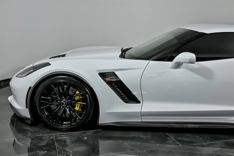 2015 Chevrolet Corvette C7 Z06 - Image 6 of 31