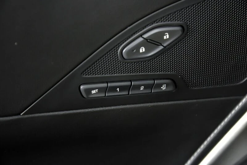 2015 Chevrolet Corvette C7 Z06 - Image 19 of 21