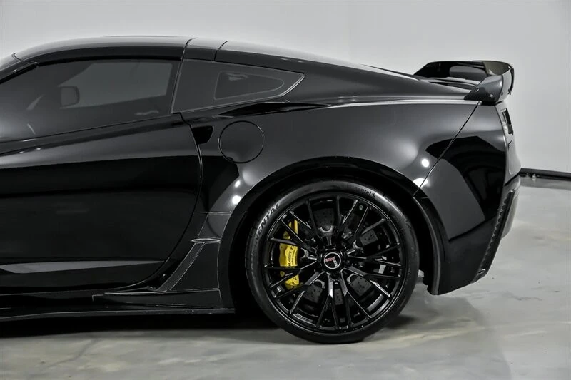 2015 Chevrolet Corvette C7 Z06 - Image 9 of 12