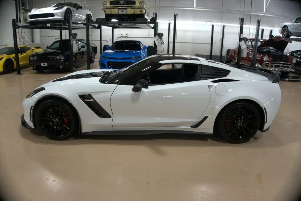 2015 Chevrolet Corvette C7 Z06 - Image 2 of 12