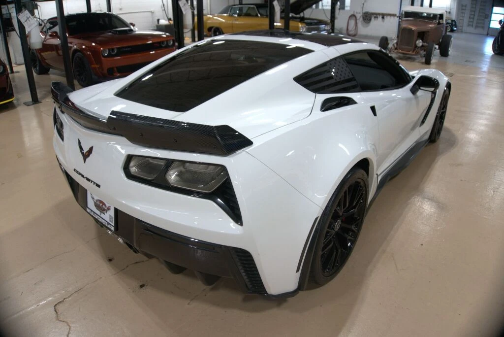 2015 Chevrolet Corvette C7 Z06 - Image 5 of 12
