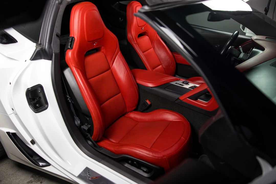 2015 Chevrolet Corvette C7 Z06 - Image 17 of 31