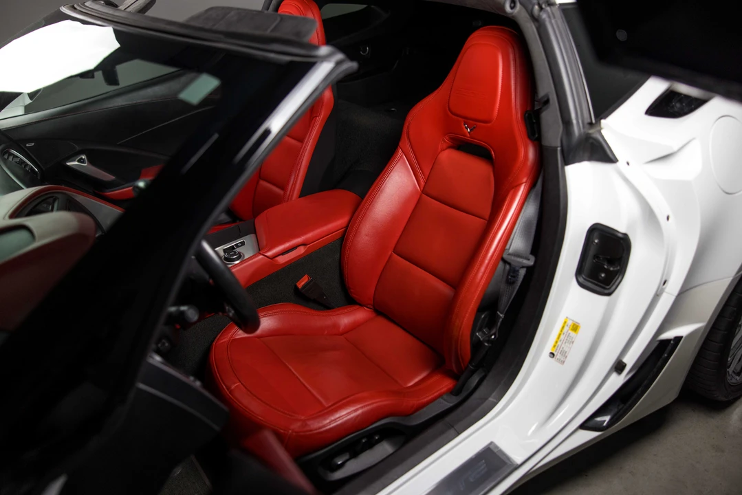 2015 Chevrolet Corvette C7 Z06 - Image 15 of 31