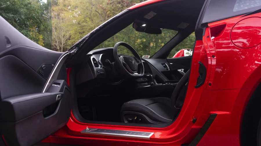 2015 Chevrolet Corvette C7 Z06 - Image 25 of 31