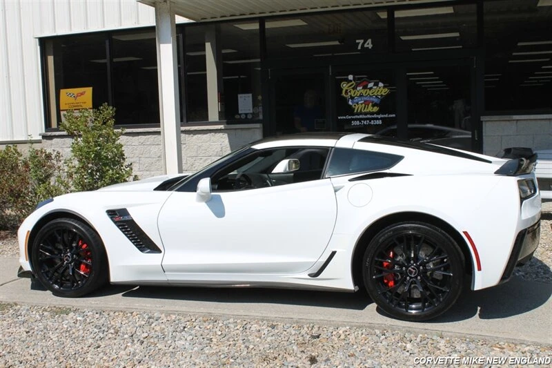 2015 Chevrolet Corvette C7 Z06 - Image 12 of 31