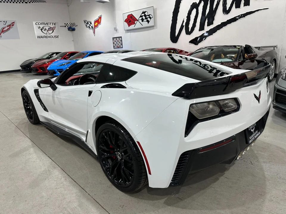 2015 Chevrolet Corvette C7 Z06 - Image 4 of 21