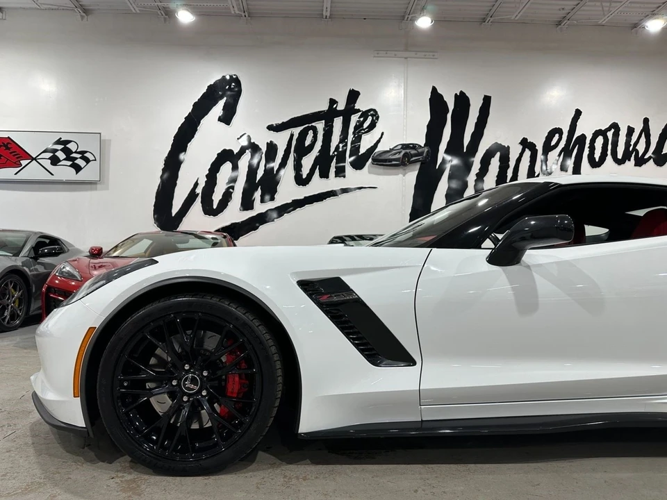2015 Chevrolet Corvette C7 Z06 - Image 8 of 21