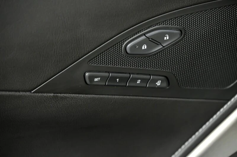 2015 Chevrolet Corvette C7 Z06 - Image 18 of 21