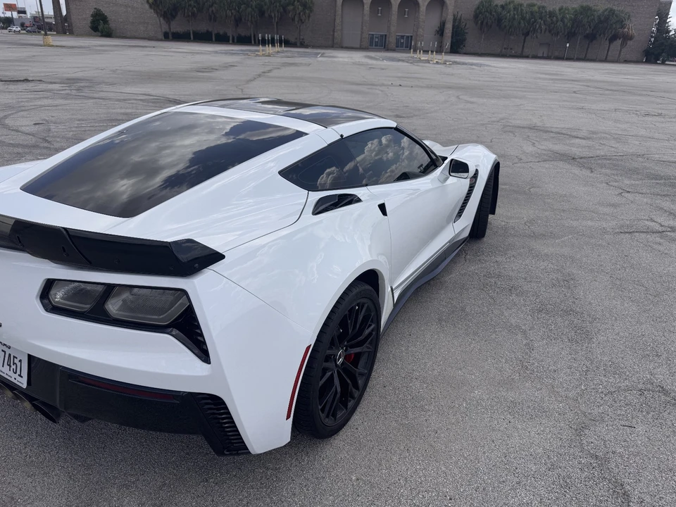 2015 Chevrolet Corvette C7 Z06 - Image 8 of 19