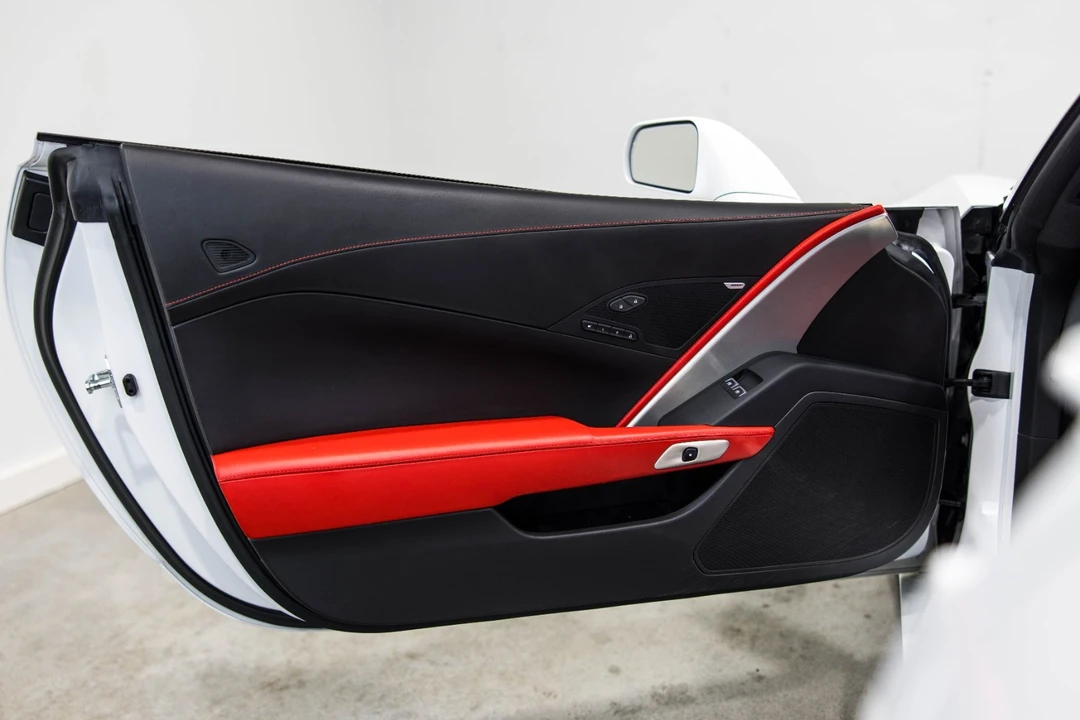 2015 Chevrolet Corvette C7 Z06 - Image 9 of 31