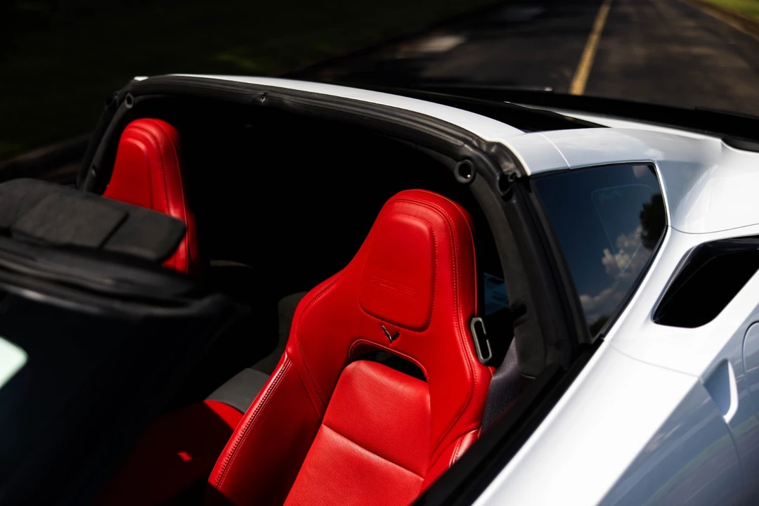 2015 Chevrolet Corvette C7 Z06 - Image 12 of 31