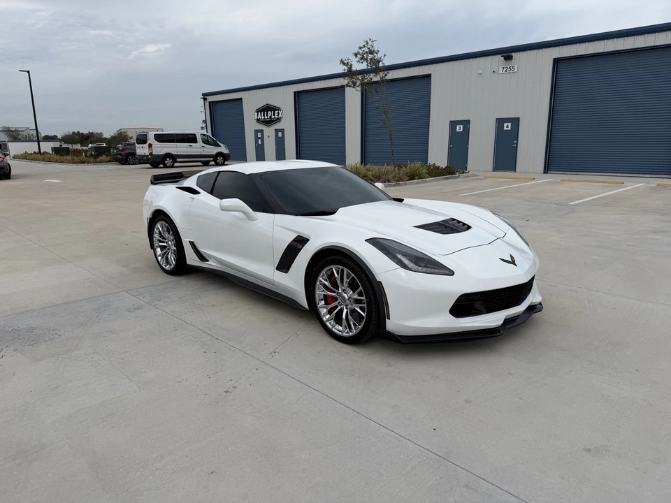 2015 Chevrolet Corvette C7 Z06 - Image 2 of 14