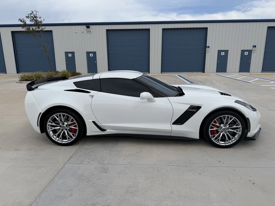 2015 Chevrolet Corvette C7 Z06 - Image 6 of 14