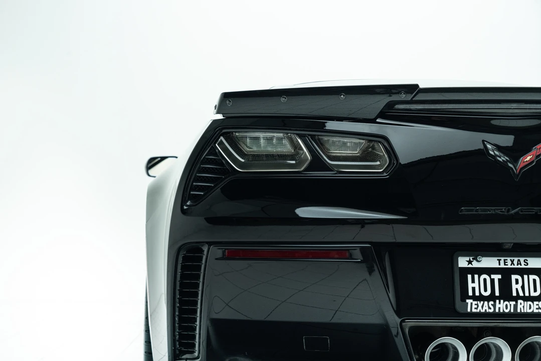 2015 Chevrolet Corvette C7 Z06 - Image 17 of 31