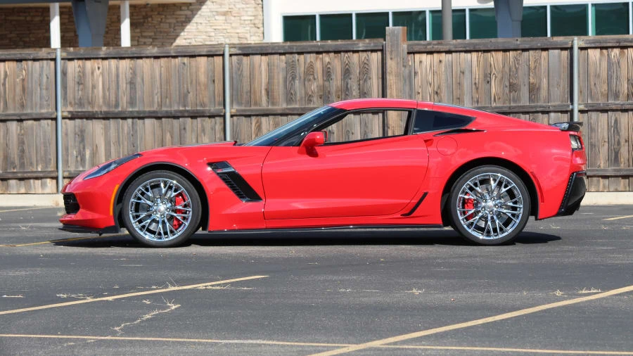 2015 Chevrolet Corvette C7 Z06 - Image 2 of 31