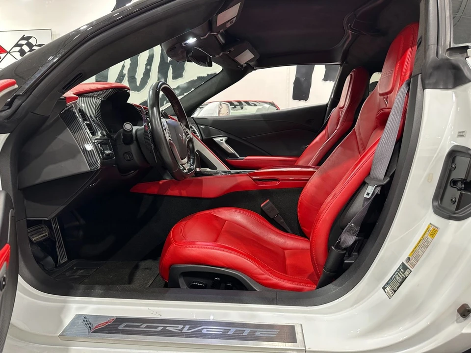 2015 Chevrolet Corvette C7 Z06 - Image 10 of 21