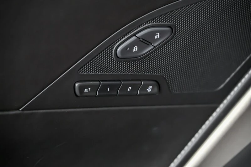 2015 Chevrolet Corvette C7 Z06 - Image 19 of 31