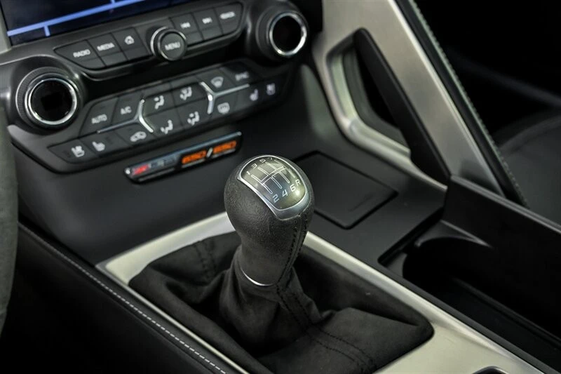 2015 Chevrolet Corvette C7 Z06 - Image 28 of 30