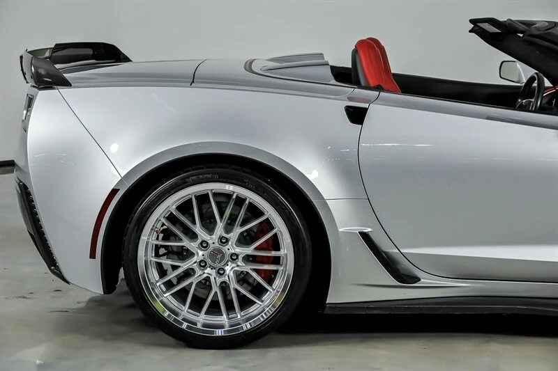 2015 Chevrolet Corvette C7 Z06 - Image 13 of 31