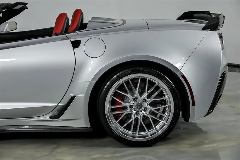 2015 Chevrolet Corvette C7 Z06 - Image 9 of 31