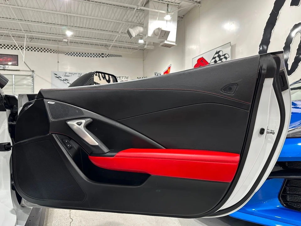 2015 Chevrolet - Image 15 of 21