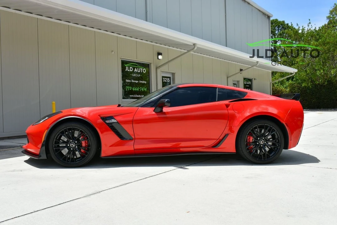 2015 Chevrolet Corvette C7 Z06 - Image 3 of 31
