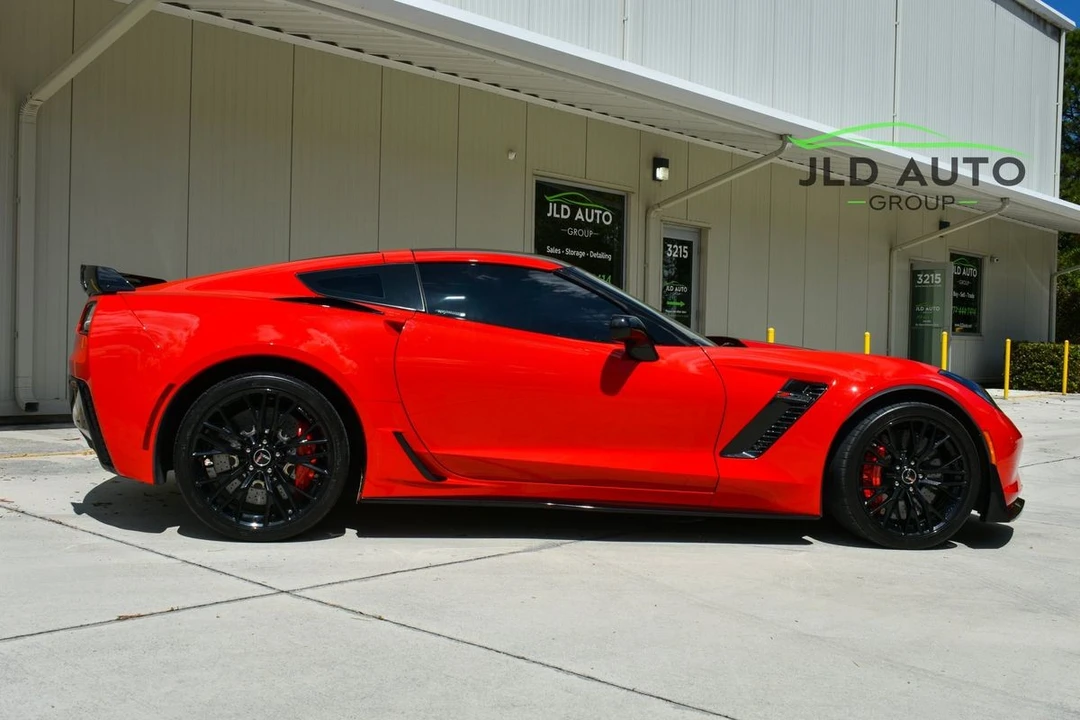 2015 Chevrolet Corvette C7 Z06 - Image 6 of 31