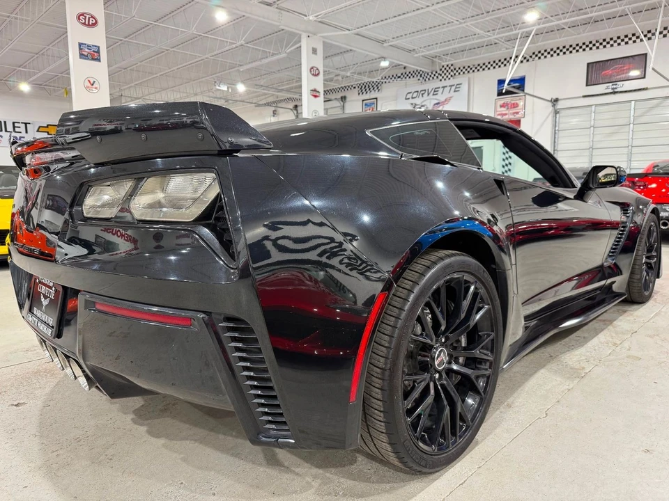 2015 Chevrolet Corvette C7 Z06 - Image 6 of 11
