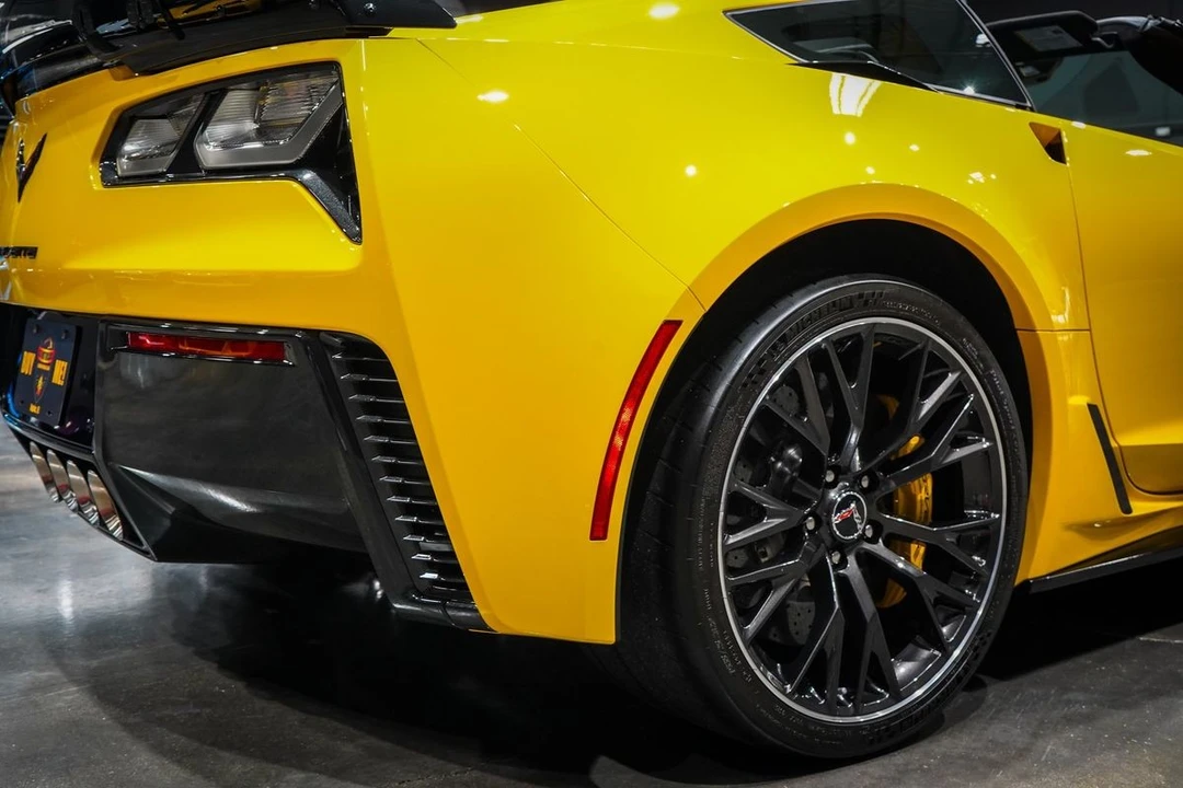 2015 Chevrolet Corvette C7 Z06 - Image 17 of 21