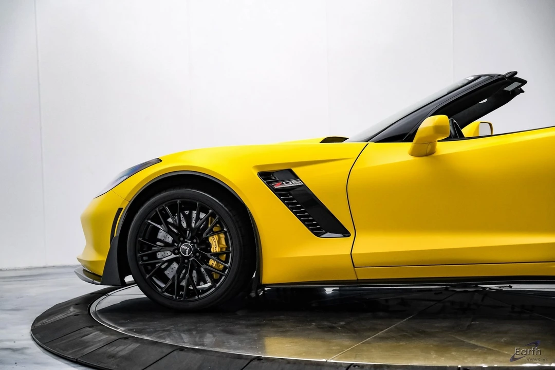 2015 Chevrolet Corvette C7 Z06 - Image 9 of 12