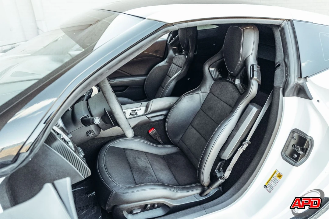 2015 Chevrolet Corvette C7 Z06 - Image 5 of 12