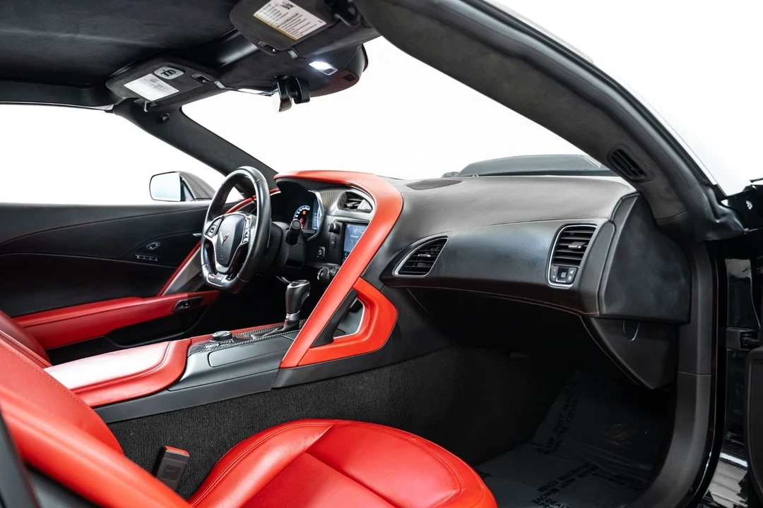 2015 Chevrolet Corvette C7 Z06 - Image 26 of 31