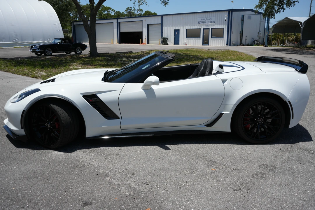 2015 Chevrolet Corvette C7 Z06 - Image 5 of 31