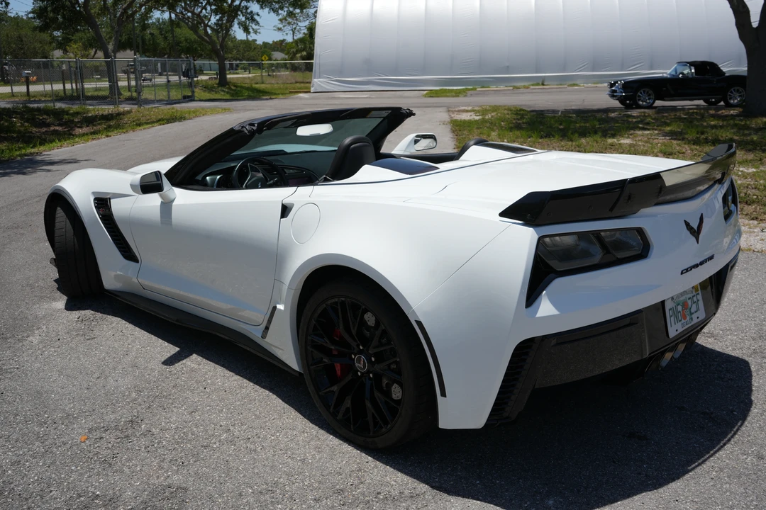 2015 Chevrolet Corvette C7 Z06 - Image 6 of 31