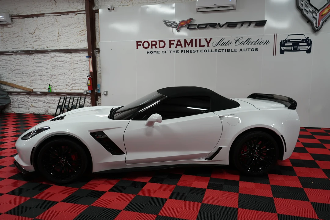 2015 Chevrolet Corvette C7 Z06 - Image 13 of 31