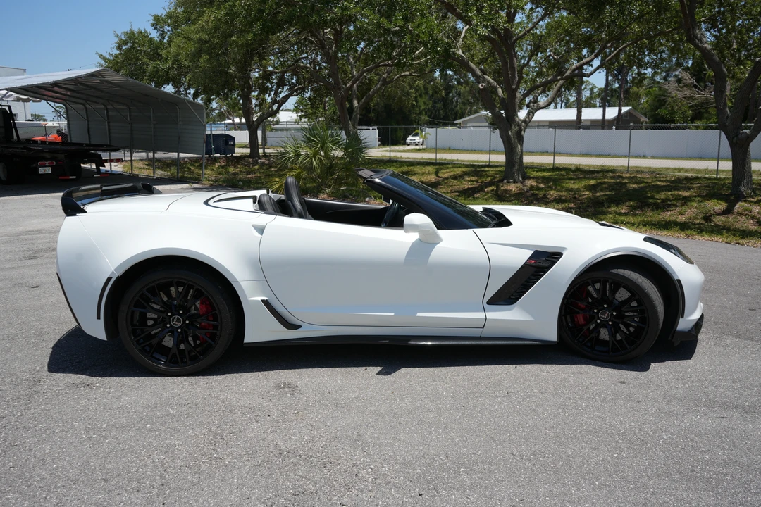 2015 Chevrolet Corvette C7 Z06 - Image 9 of 31