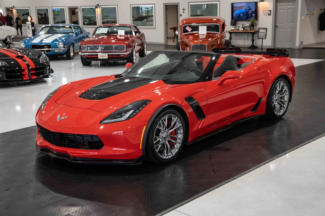 2015 Chevrolet Corvette C7 Z06 - Image 2 of 31