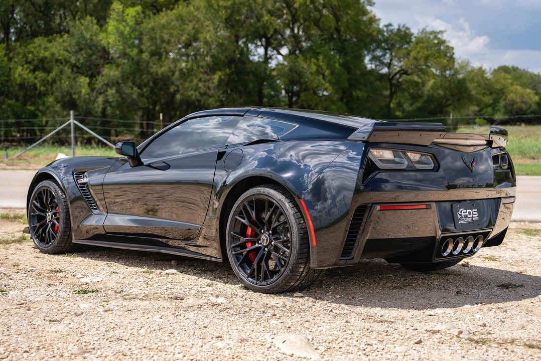 2015 Chevrolet Corvette C7 Z06 - Image 9 of 31