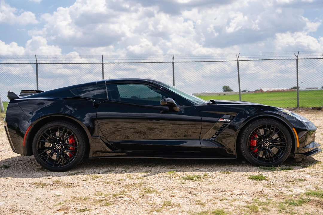 2015 Chevrolet Corvette C7 Z06 - Image 3 of 31