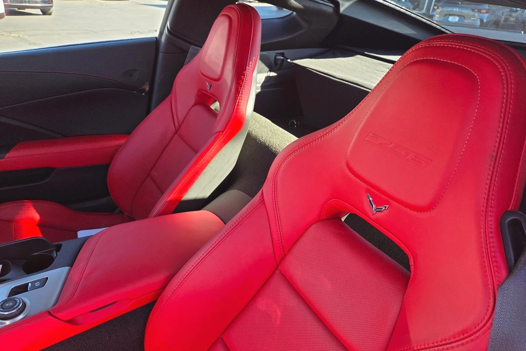 2015 Chevrolet Corvette C7 Z06 - Image 17 of 31
