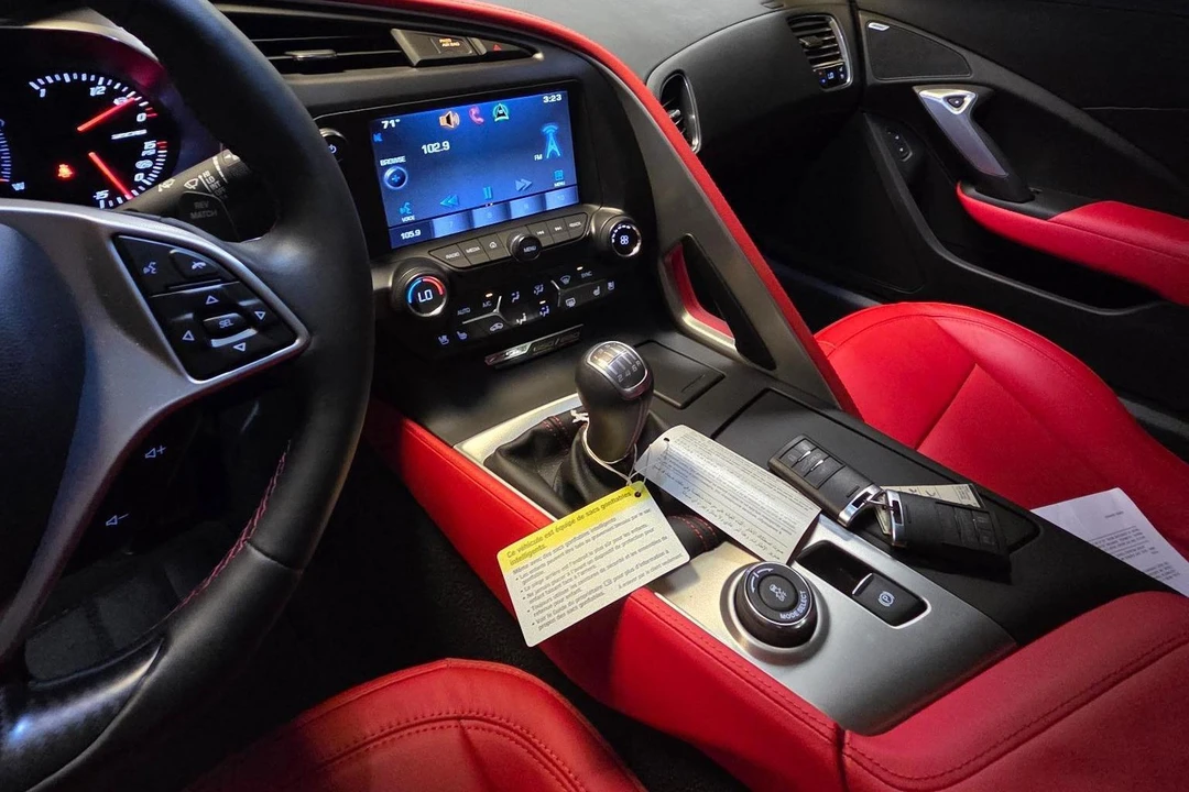 2015 Chevrolet Corvette C7 Z06 - Image 18 of 31