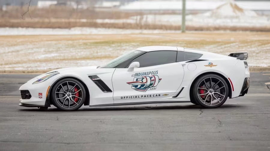 2015 Chevrolet Corvette C7 Z06 - Image 2 of 27
