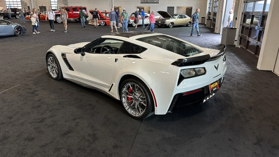 2015 Chevrolet Corvette C7 Z06 - Image 2 of 8