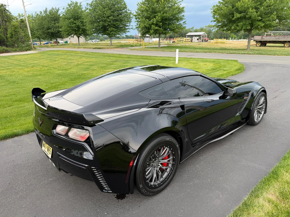 2015 Chevrolet Corvette C7 Z06 - Image 12 of 31
