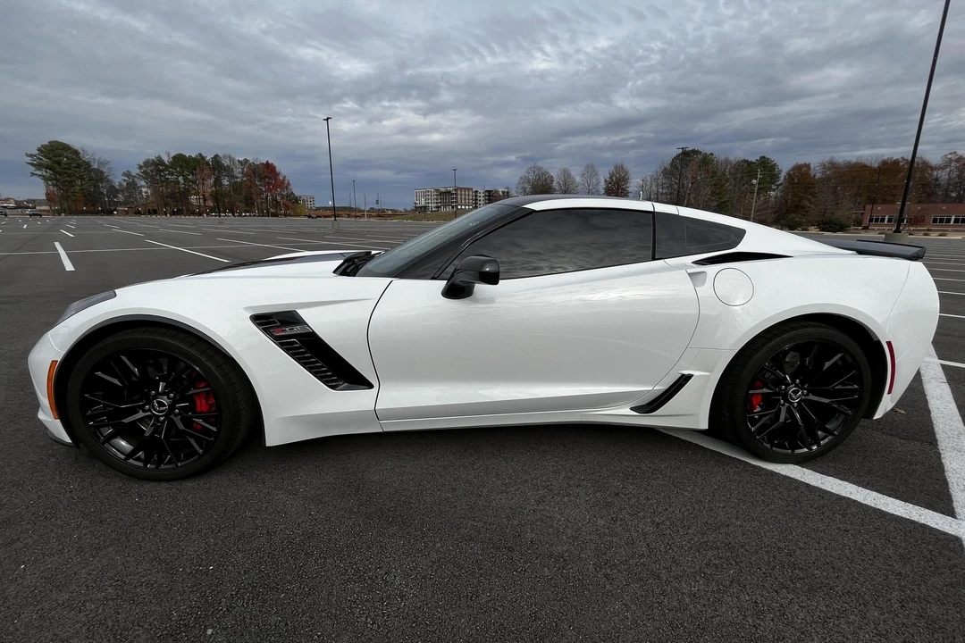 2015 Chevrolet Corvette C7 Z06 - Image 3 of 31