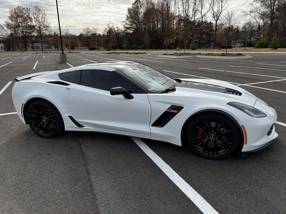 2015 Chevrolet Corvette C7 Z06 - Image 13 of 31
